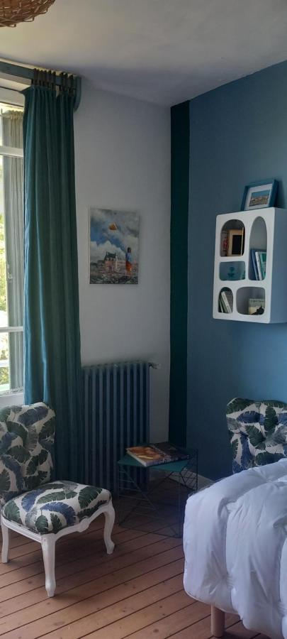 La Croisee Des Chemins Privatunterkunft *